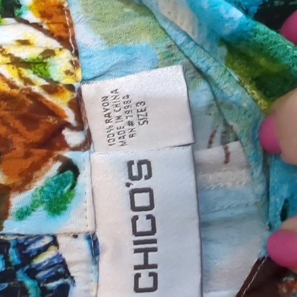 Chico's Multicolor Artistic Print Cropped Pants - Picture 5 of 11